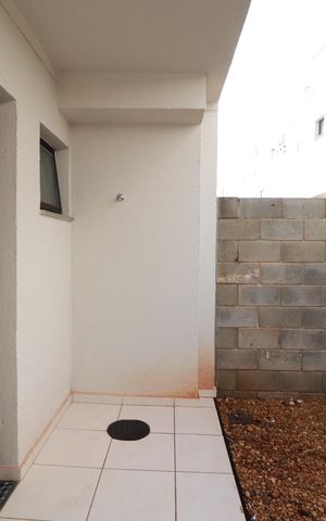 Casa para alugar com 65m², 2 quartos e 1 vagaÁrea de serviço 
