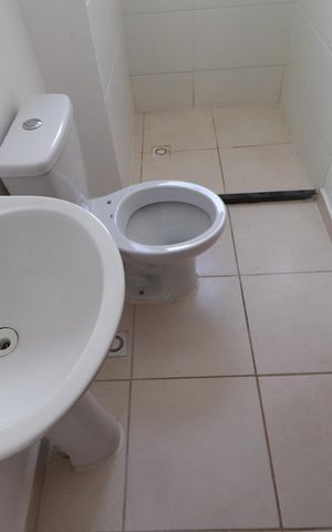 Casa para alugar com 65m², 2 quartos e 1 vagaBanheiro 