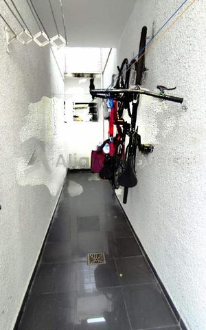 Casa à venda com 166m², 3 quartos e 3 vagas