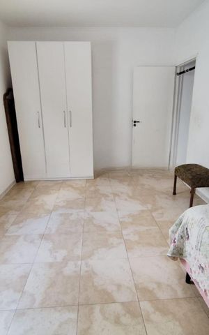 Casa à venda com 166m², 3 quartos e 3 vagas