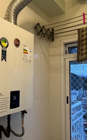 Apartamento para alugar com 74m², 2 quartos e 1 vaga Apartamento para alugar com 74m², 2 quartos e 1 vagaCozinha e Área de Serviço
