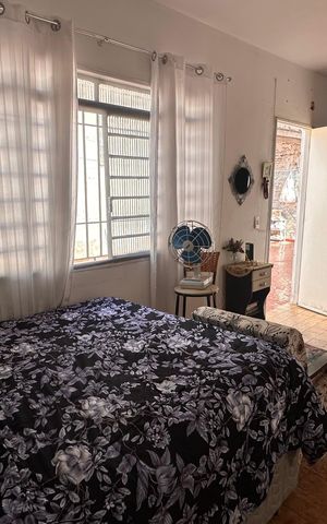 Casa à venda com 200m², 2 quartos e 2 vagas