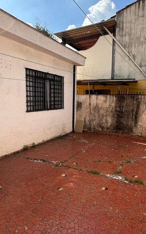 Casa à venda com 200m², 2 quartos e 2 vagas