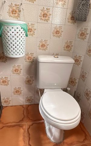 Casa à venda com 200m², 2 quartos e 2 vagas