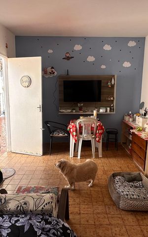 Casa à venda com 200m², 2 quartos e 2 vagas