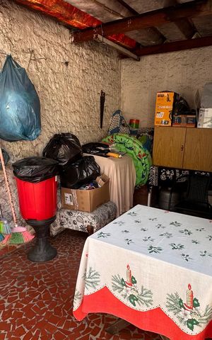 Casa à venda com 200m², 2 quartos e 2 vagas