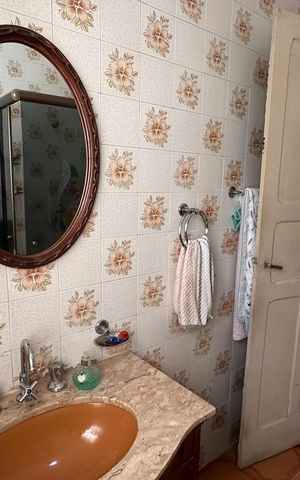Casa à venda com 200m², 2 quartos e 2 vagas