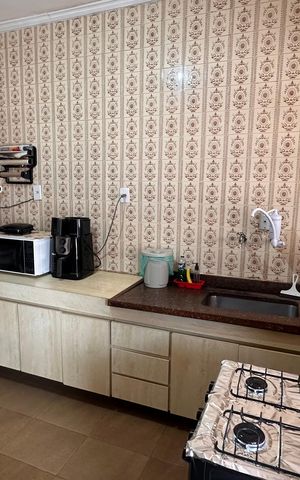 Casa à venda com 200m², 2 quartos e 2 vagas