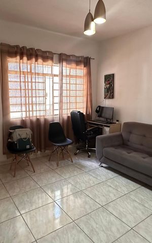 Casa à venda com 200m², 2 quartos e 2 vagas