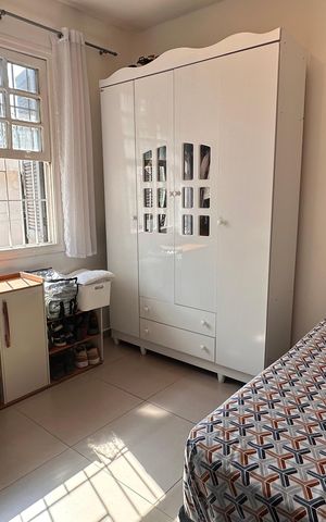 Casa à venda com 200m², 2 quartos e 2 vagas