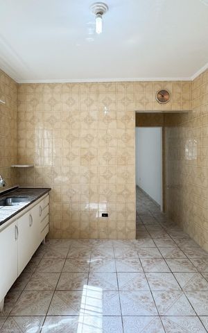 Casa à venda com 195m², 3 quartos e 2 vagas Casa à venda com 195m², 3 quartos e 2 vagasCozinha