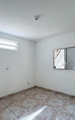 Casa à venda com 195m², 3 quartos e 2 vagas Casa à venda com 195m², 3 quartos e 2 vagasQuarto 1