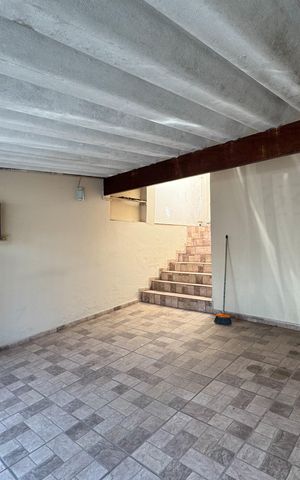 Casa à venda com 195m², 3 quartos e 2 vagas Casa à venda com 195m², 3 quartos e 2 vagasGaragem