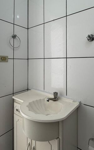Casa à venda com 195m², 3 quartos e 2 vagas Casa à venda com 195m², 3 quartos e 2 vagasBanheiro - Suíte 1