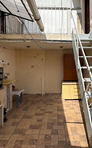 Casa à venda com 195m², 3 quartos e 2 vagas Casa à venda com 195m², 3 quartos e 2 vagasÁrea de Serviço