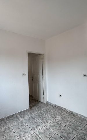 Casa à venda com 195m², 3 quartos e 2 vagas Casa à venda com 195m², 3 quartos e 2 vagasQuarto 3
