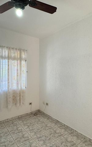 Casa à venda com 195m², 3 quartos e 2 vagas Casa à venda com 195m², 3 quartos e 2 vagasSala