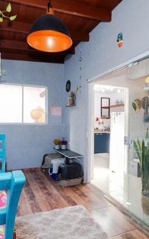 Casa à venda com 184m², 4 quartos e 4 vagas