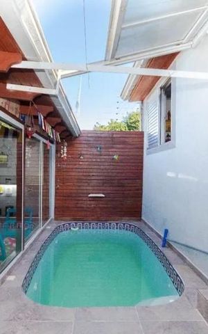 Casa à venda com 184m², 4 quartos e 4 vagas