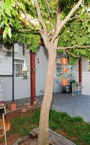 Casa à venda com 184m², 4 quartos e 4 vagas