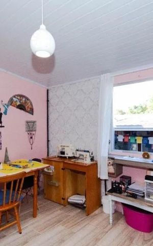 Casa à venda com 184m², 4 quartos e 4 vagas