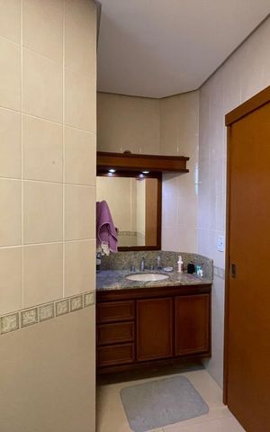 Apartamento à venda com 194m², 3 quartos e 1 vaga