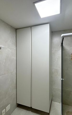 Apartamento à venda com 222m², 4 quartos e 1 vaga Apartamento à venda com 222m², 4 quartos e 1 vagaÁrea de serviço - banheiro