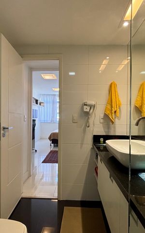 Apartamento à venda com 222m², 4 quartos e 1 vaga Apartamento à venda com 222m², 4 quartos e 1 vagaSuite 1 - banheiro