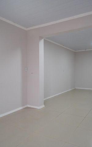 Casa à venda com 140m², 3 quartos e 2 vagasSala