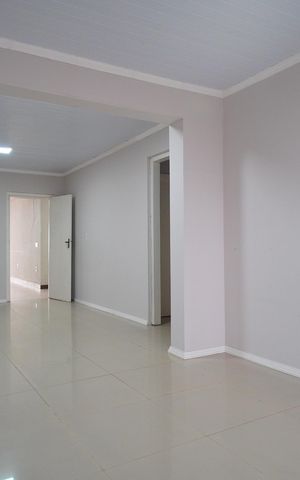 Casa à venda com 140m², 3 quartos e 2 vagasSala