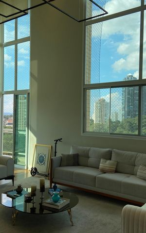 Apartamento à venda com 200m², 3 quartos e 4 vagas Apartamento à venda com 200m², 3 quartos e 4 vagasSala