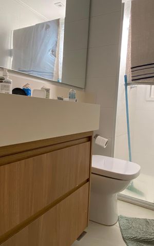 Apartamento à venda com 200m², 3 quartos e 4 vagas Apartamento à venda com 200m², 3 quartos e 4 vagasBanheiro 3