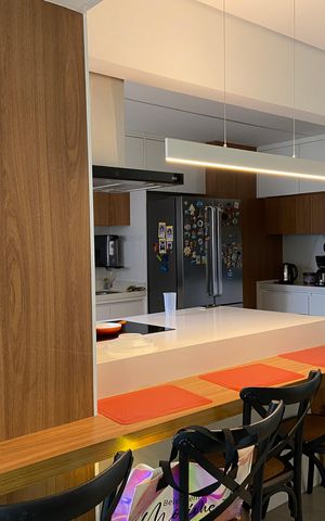 Apartamento à venda com 200m², 3 quartos e 4 vagas Apartamento à venda com 200m², 3 quartos e 4 vagasCozinha