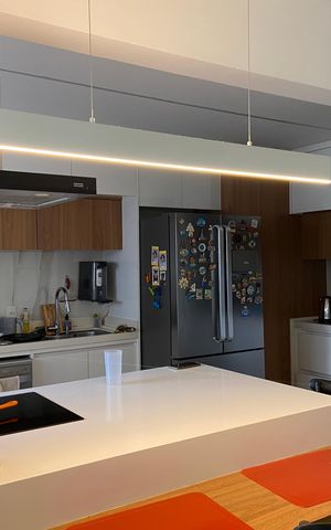 Apartamento à venda com 200m², 3 quartos e 4 vagas Apartamento à venda com 200m², 3 quartos e 4 vagasCozinha