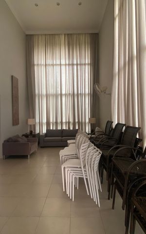 Apartamento à venda com 200m², 3 quartos e 4 vagas Apartamento à venda com 200m², 3 quartos e 4 vagasÁrea comum - Salão de festas