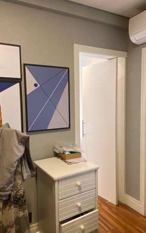 Apartamento à venda com 200m², 3 quartos e 4 vagas Apartamento à venda com 200m², 3 quartos e 4 vagasEscritório