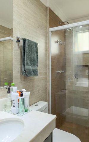 Apartamento à venda com 190m², 3 quartos e 5 vagas Apartamento à venda com 190m², 3 quartos e 5 vagasBanheiro