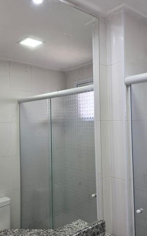 Apartamento à venda com 80m², 2 quartos e 2 vagas Apartamento à venda com 80m², 2 quartos e 2 vagasBanheiro da Suíte