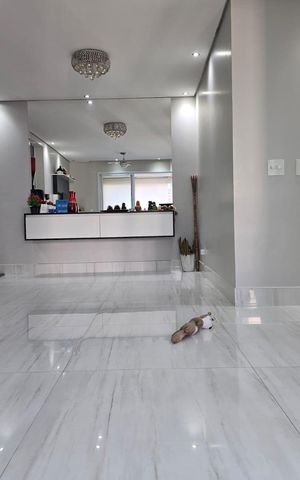 Apartamento à venda com 80m², 2 quartos e 2 vagas Apartamento à venda com 80m², 2 quartos e 2 vagasSala
