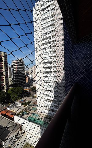 Apartamento à venda com 202m², 3 quartos e 5 vagasVaranda da Suíte 2