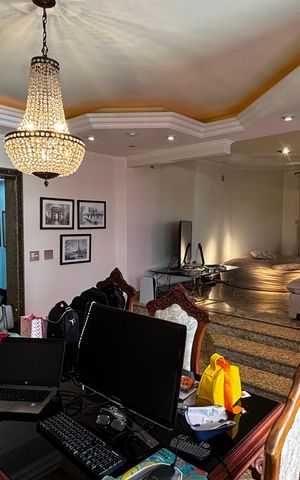 Apartamento à venda com 202m², 3 quartos e 5 vagasSala 