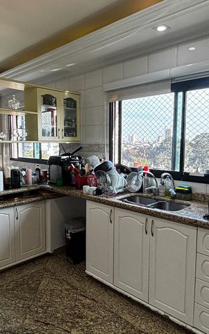 Apartamento à venda com 202m², 3 quartos e 5 vagasCozinha