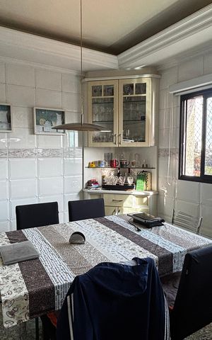 Apartamento à venda com 202m², 3 quartos e 5 vagasCozinha