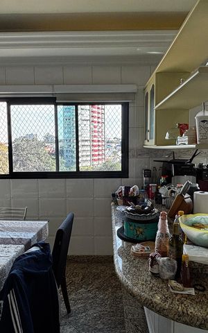 Apartamento à venda com 202m², 3 quartos e 5 vagasCozinha
