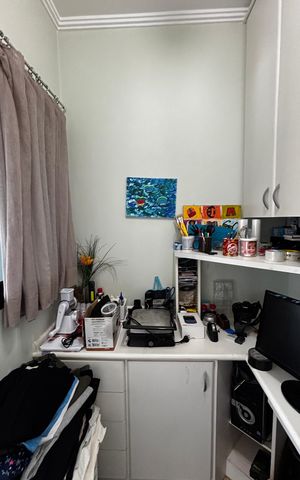 Apartamento à venda com 202m², 3 quartos e 5 vagas Escritório