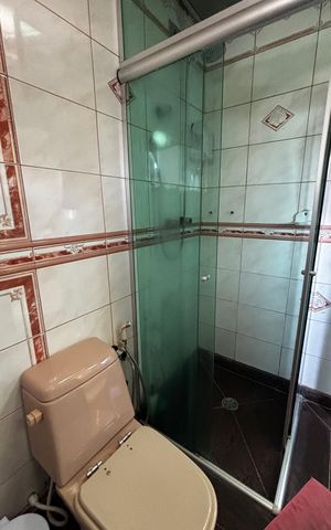 Apartamento à venda com 202m², 3 quartos e 5 vagasBanheiro da Suíte 2