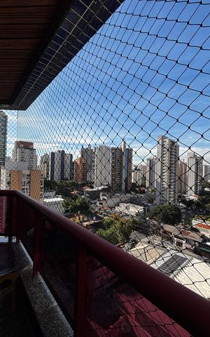 Apartamento à venda com 202m², 3 quartos e 5 vagasVaranda da Sala 