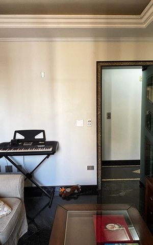 Apartamento à venda com 202m², 3 quartos e 5 vagasSala 2