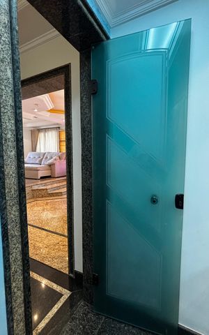 Apartamento à venda com 202m², 3 quartos e 5 vagasLavabo