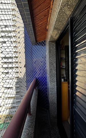 Apartamento à venda com 202m², 3 quartos e 5 vagasVaranda da Suíte 2